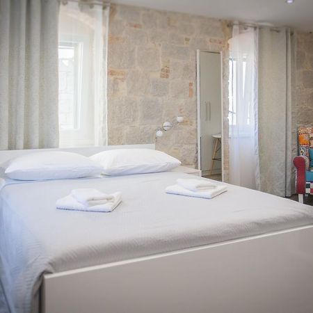 Elegant Residence Rooms & Apartments Σπλιτ Εξωτερικό φωτογραφία