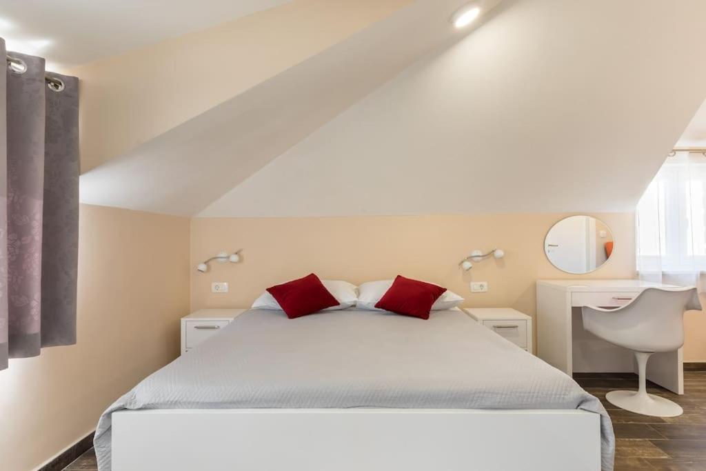 Elegant Residence Rooms & Apartments Σπλιτ Εξωτερικό φωτογραφία
