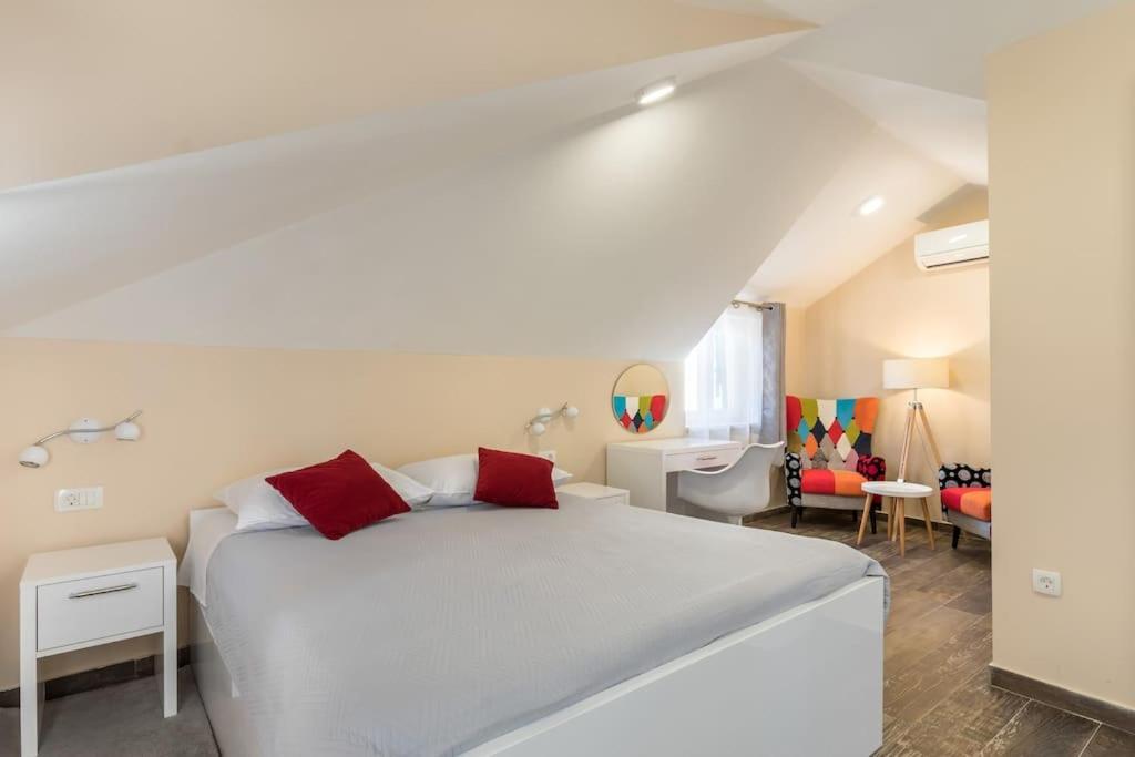 Elegant Residence Rooms & Apartments Σπλιτ Εξωτερικό φωτογραφία