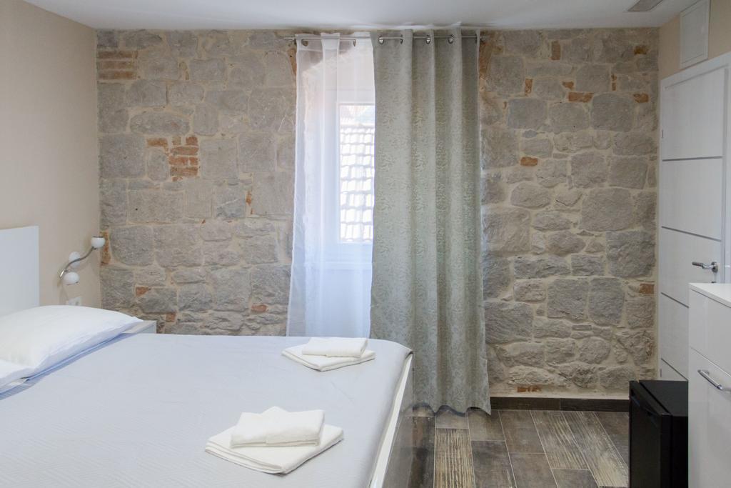 Elegant Residence Rooms & Apartments Σπλιτ Εξωτερικό φωτογραφία
