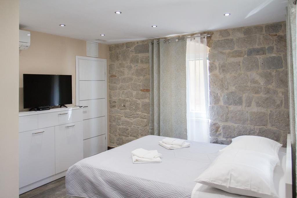 Elegant Residence Rooms & Apartments Σπλιτ Εξωτερικό φωτογραφία