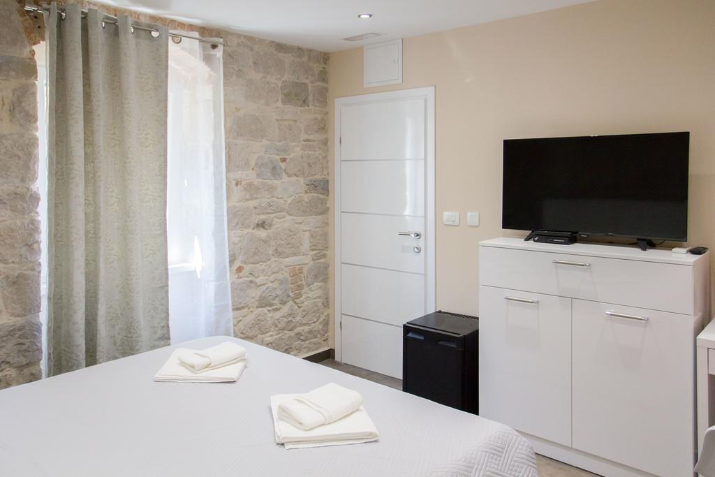 Elegant Residence Rooms & Apartments Σπλιτ Εξωτερικό φωτογραφία
