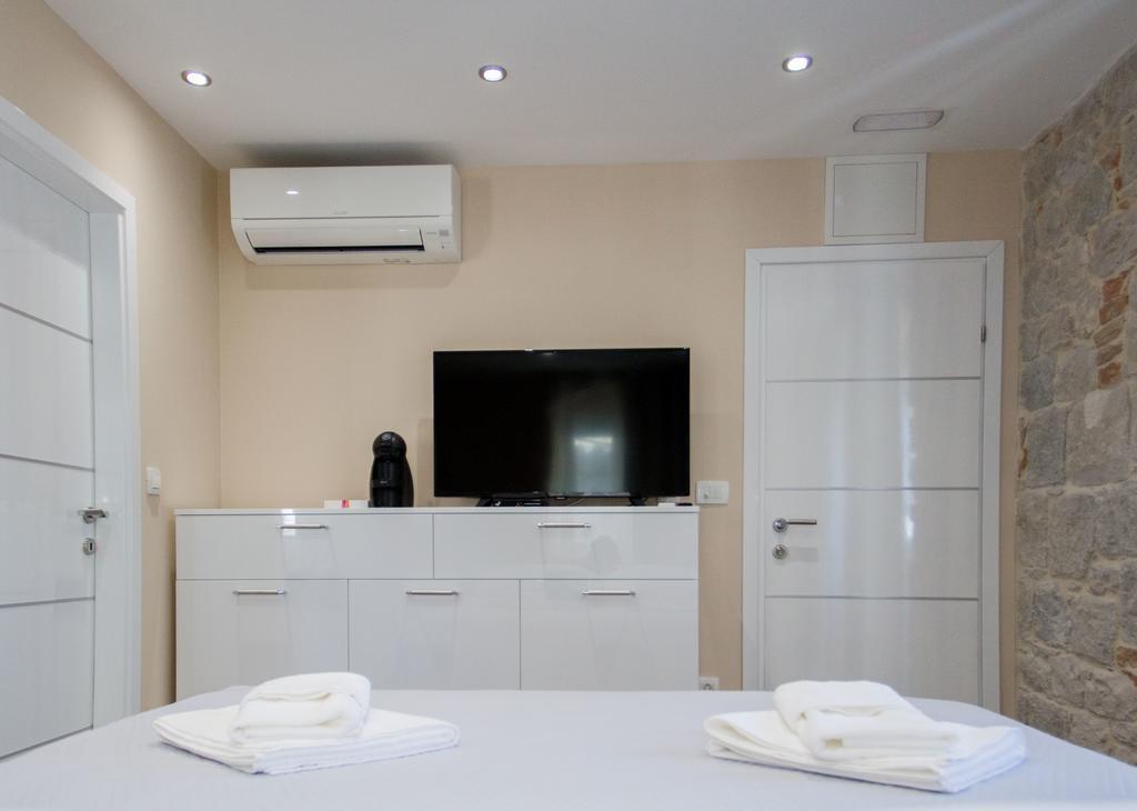 Elegant Residence Rooms & Apartments Σπλιτ Εξωτερικό φωτογραφία
